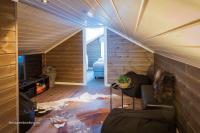 TV-stue i andre etasje med mulighet for tilkobling via Chromecast og Playstation 3